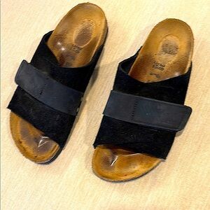 Birkenstock Kyoto unisex black suede sandals with a little wear too wide for me